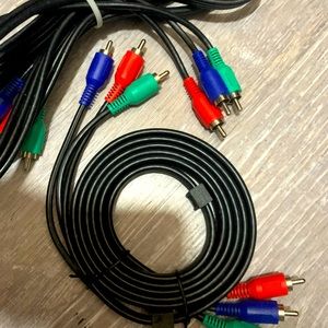 Audio Video Cords 2 Pc New 
3 rca connectors